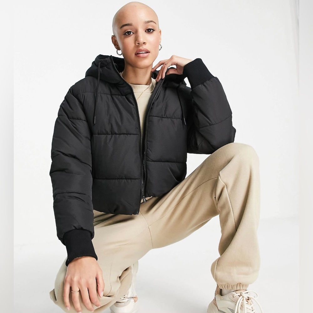 Brand new short padded puffer jacket